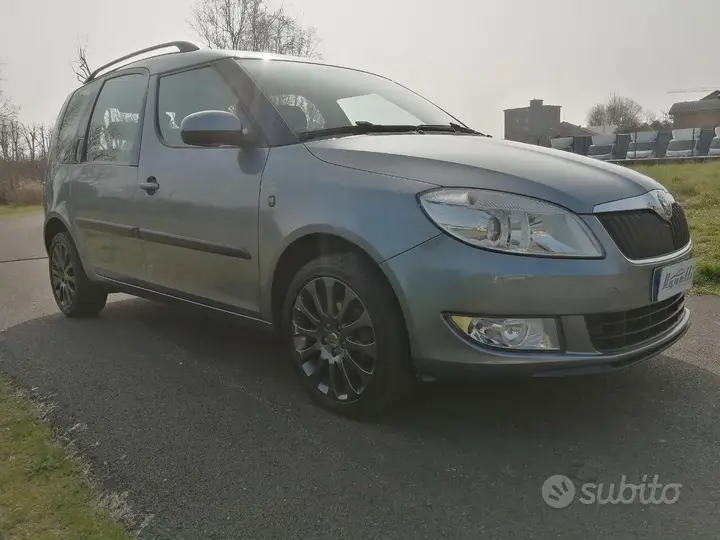 Skoda Roomster 2012 photo 5
