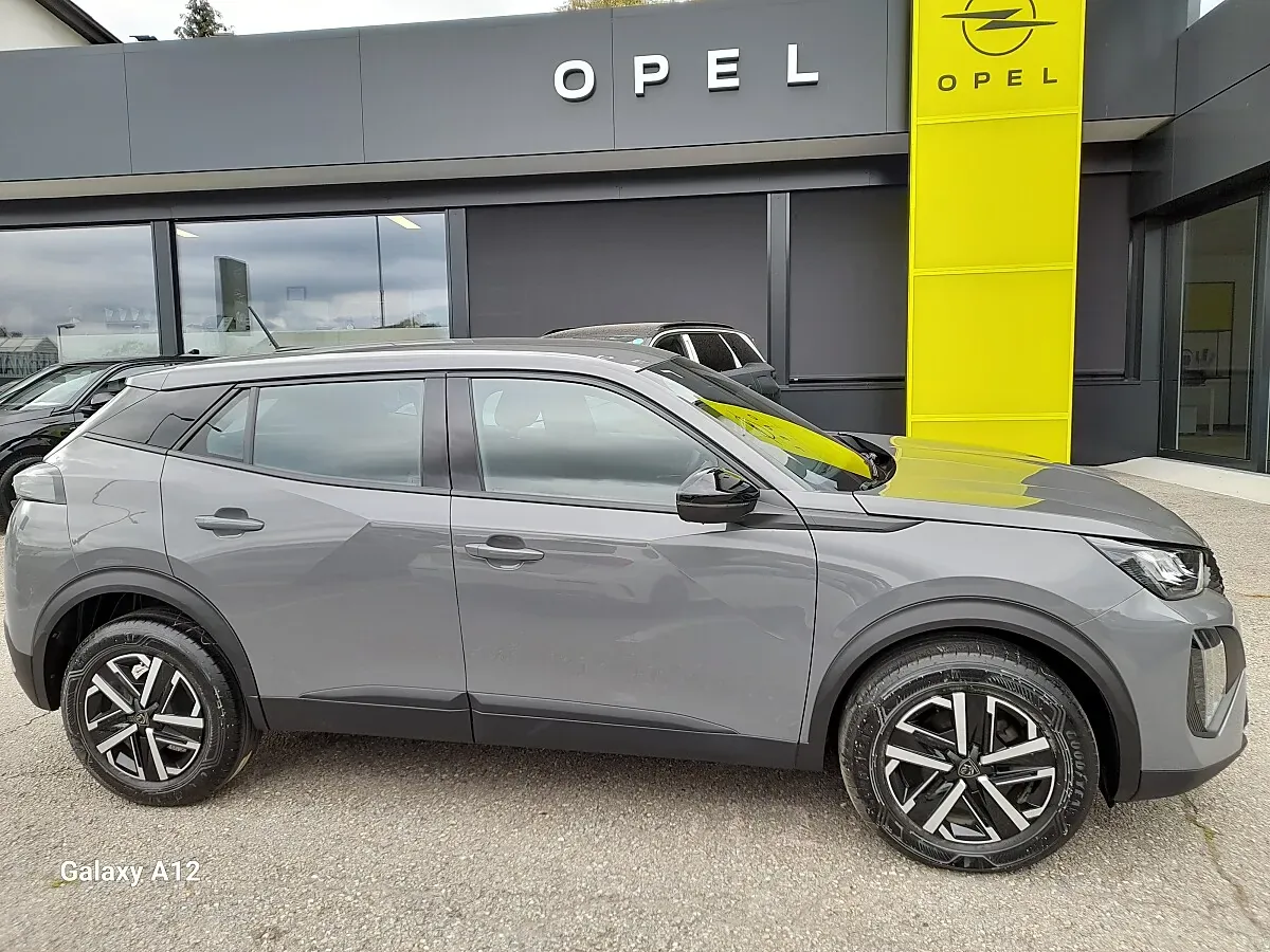 Peugeot 2008 2024 photo 3
