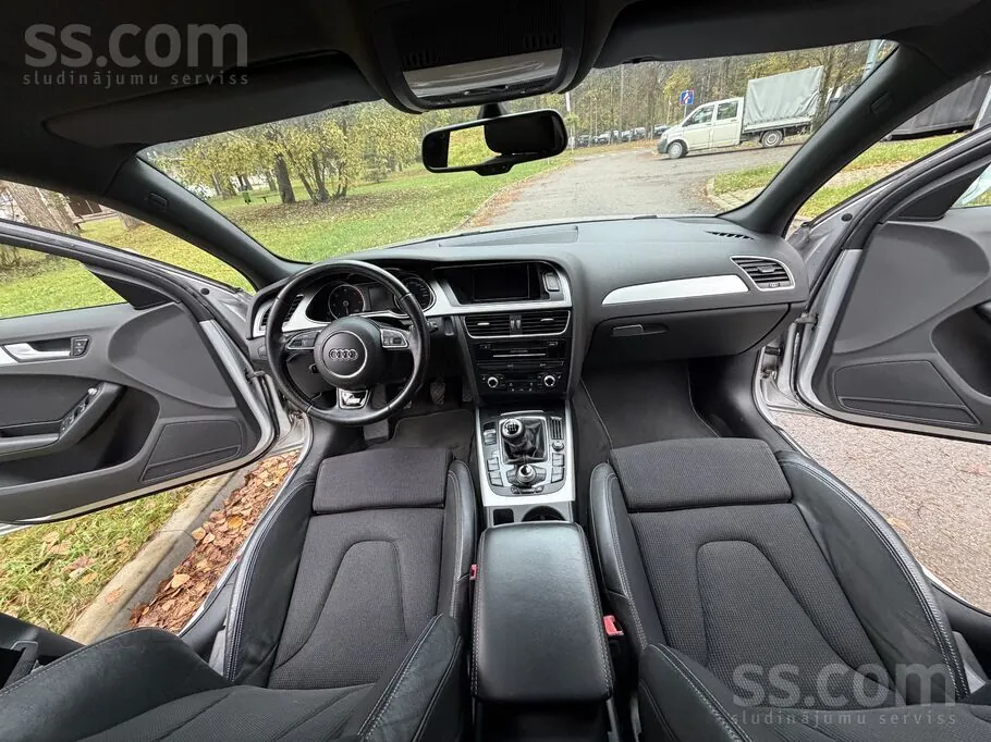 Audi A4 2012 photo 5
