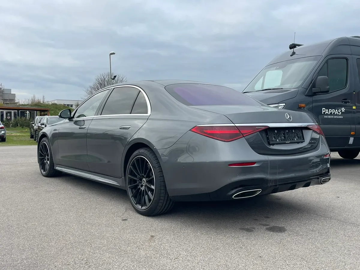 Mercedes-Benz S-Class 2022 photo 3