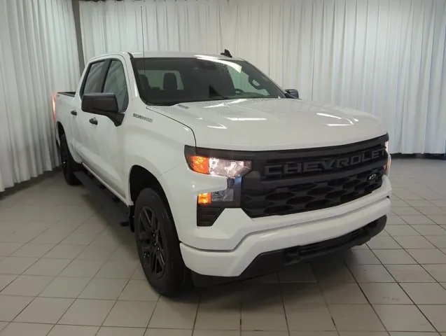 Chevrolet Silverado 1500 2026 photo 2