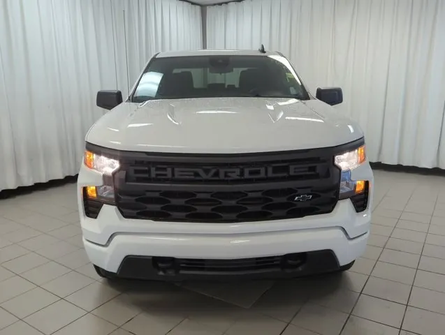 Chevrolet Silverado 1500 2026 photo 3