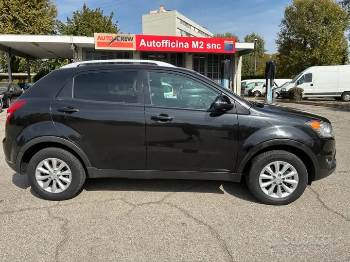KG Mobility Korando 2015 photo 2