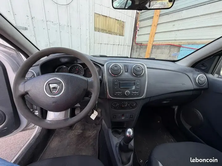 Dacia Sandero 2016 photo 4