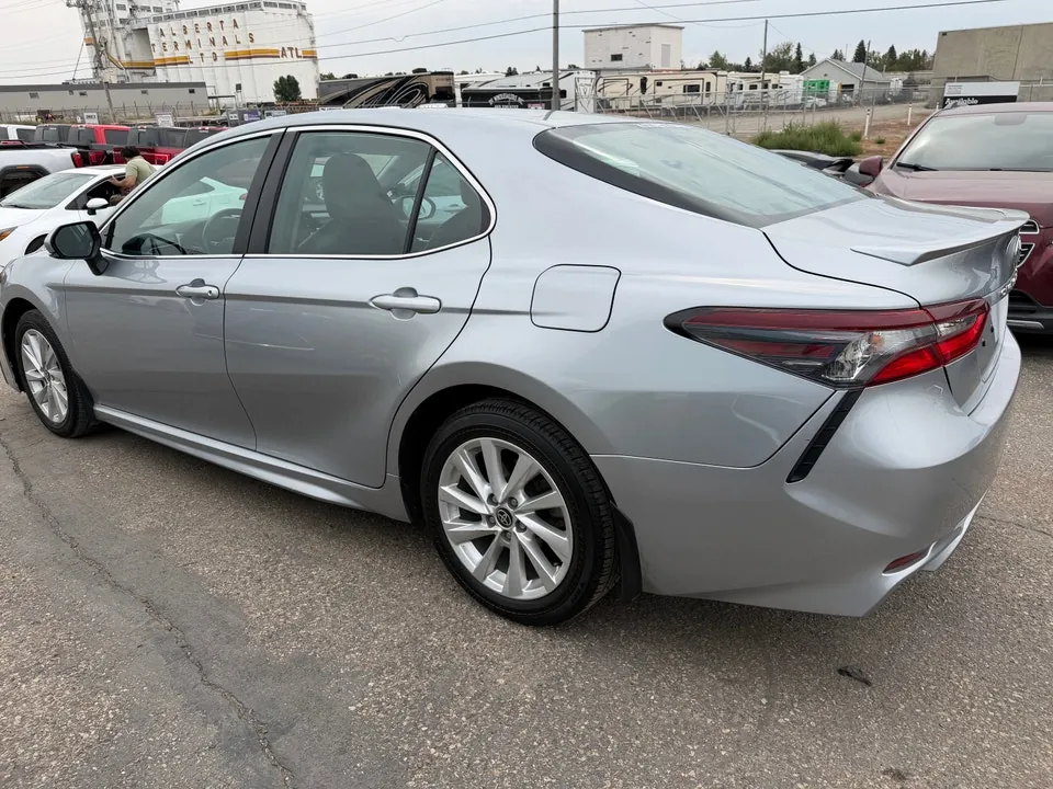 Toyota Camry 2024 photo 4