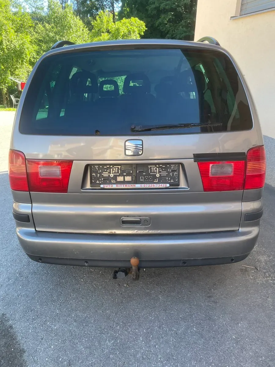 Seat Alhambra 2003 photo 3