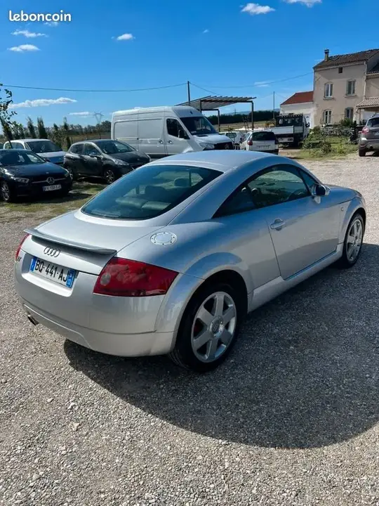 Audi Tt 1999 photo 4