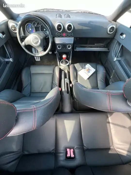 Audi Tt 1999 photo 5