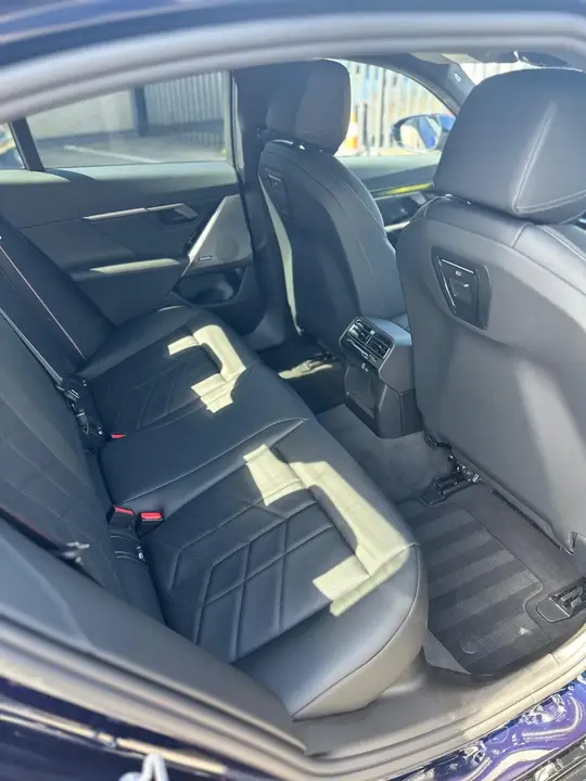BMW 5 Series 2025 photo 5