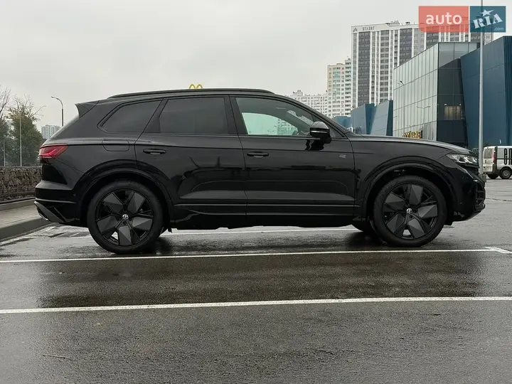 Volkswagen Touareg 2026 photo 4