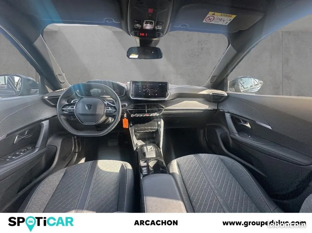 Peugeot 2008 2025 photo 3