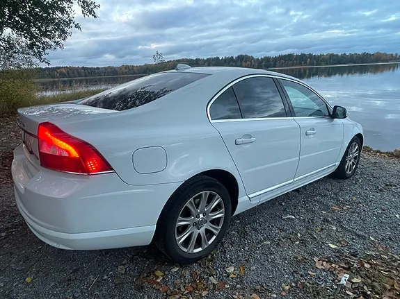 Volvo S80 2011 photo 3