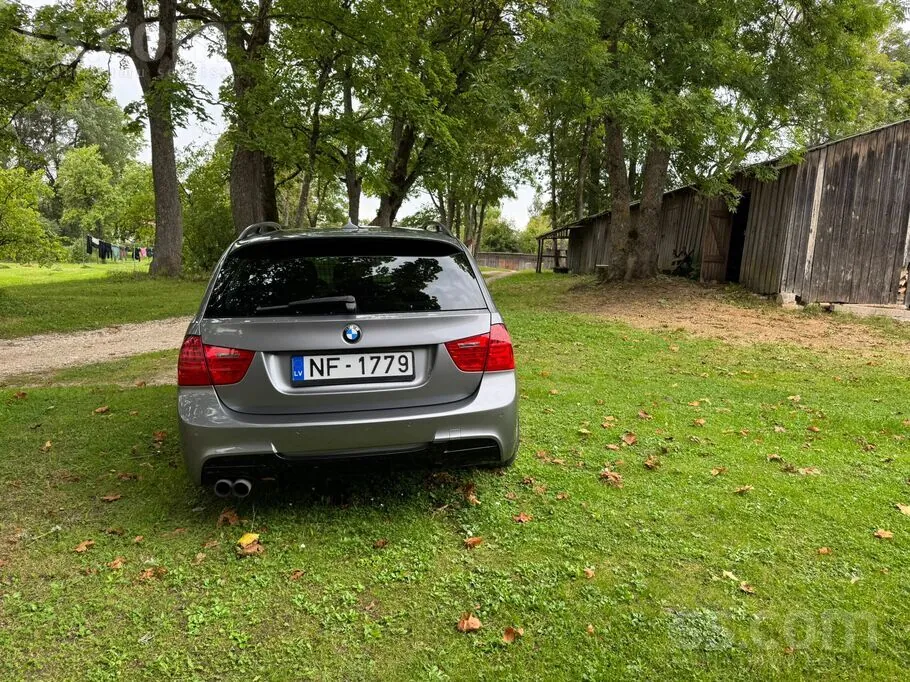 BMW 330D 2009 photo 3