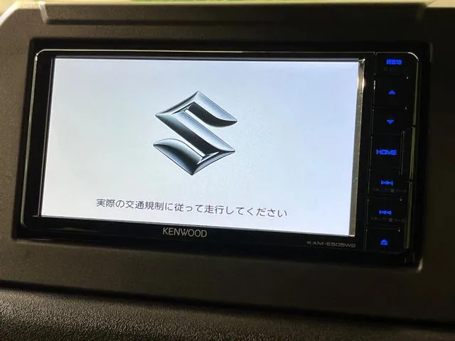 Suzuki Jimny 2024 photo 4