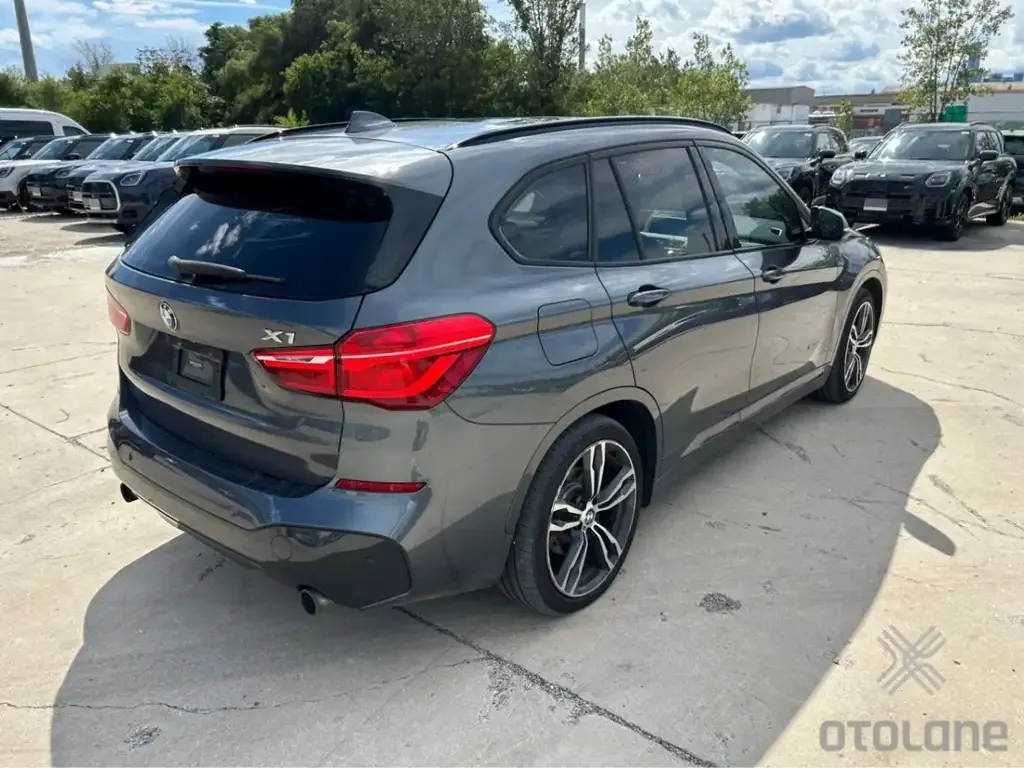 BMW X1 2016 photo 2