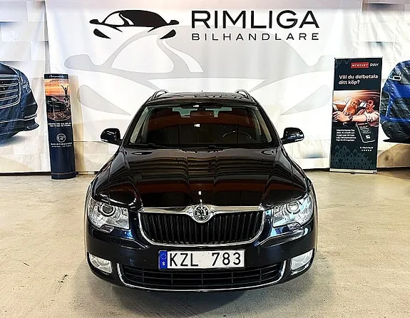 Skoda Superb 2011 photo 3