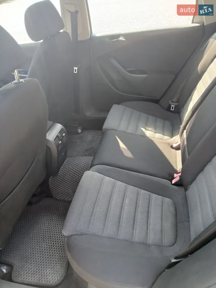Volkswagen Passat 2006 photo 4