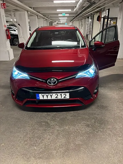 Toyota Avensis 2017 photo 3