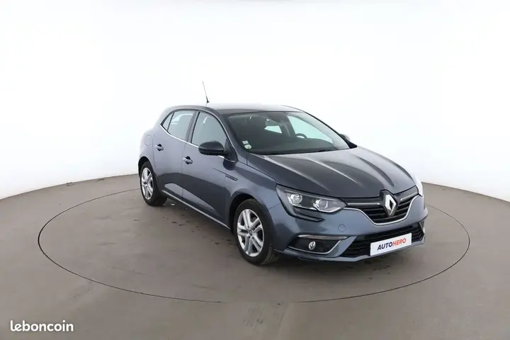 Renault Megane 2018 photo 4
