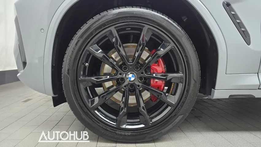 BMW X4 2025 photo 5
