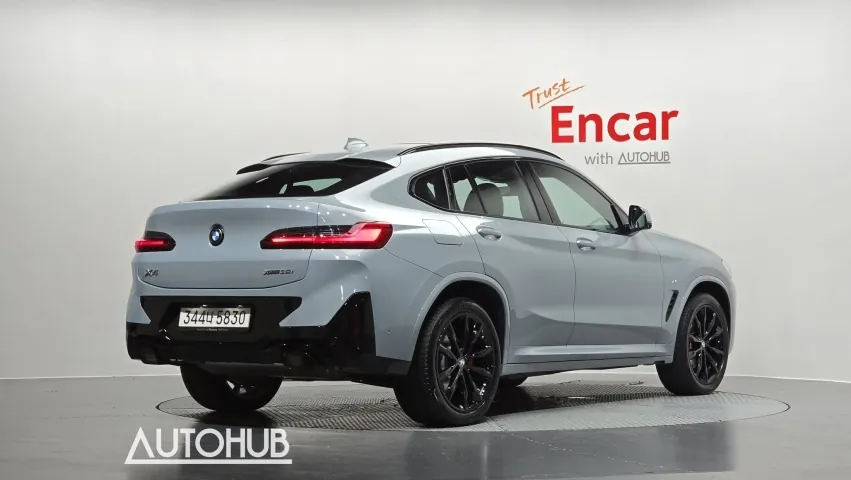 BMW X4 2025 photo 2
