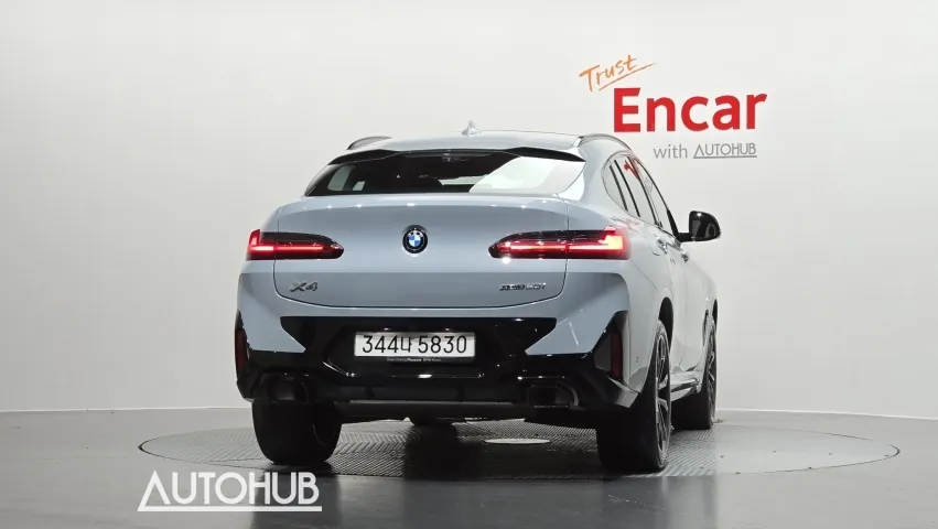 BMW X4 2025 photo 4