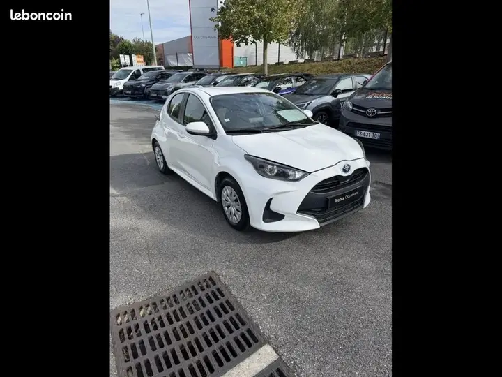 Toyota Yaris 2022 photo 5