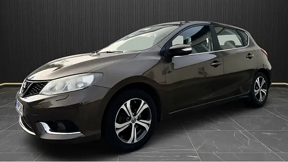Nissan Pulsar 2015 photo 2