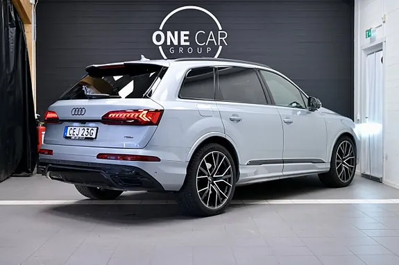 Audi Q7 2023 photo 5