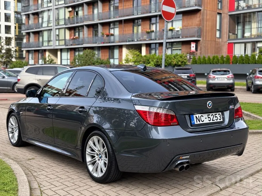 BMW 525 2008 photo 2