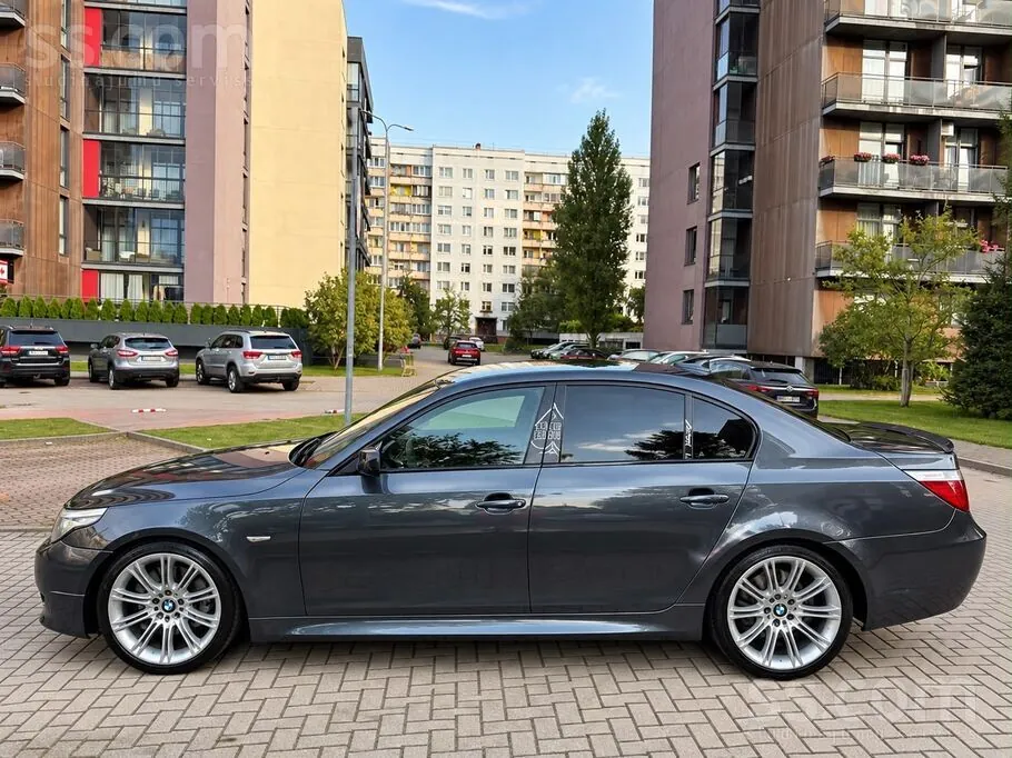 BMW 525 2008 photo 4