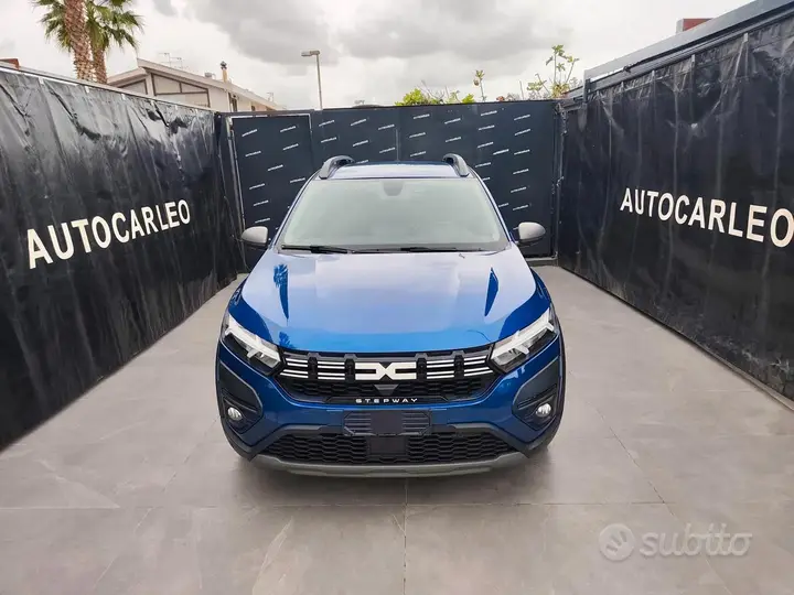 Dacia Sandero Stepway 2023 photo 2