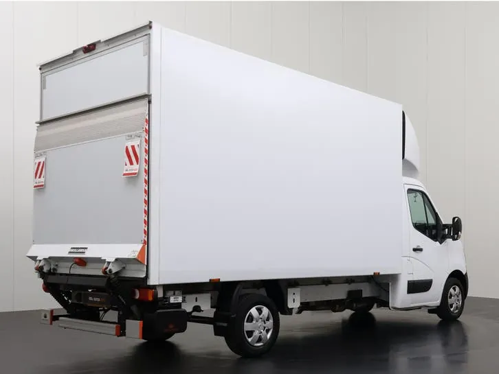 Renault Master 2024 photo 2
