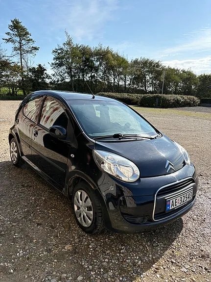 Citroen C1 2011 photo 2
