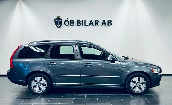 Volvo V50 2011 photo 2