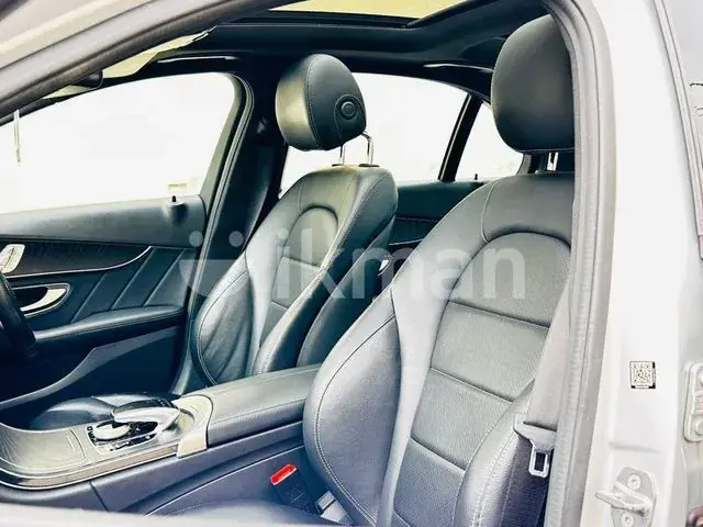Mercedes-Benz C200 2017 photo 5