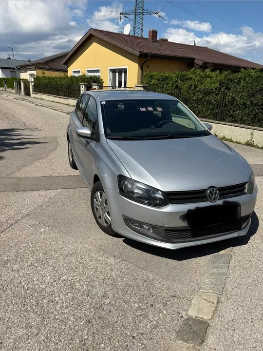 Volkswagen Polo 2014 photo 2