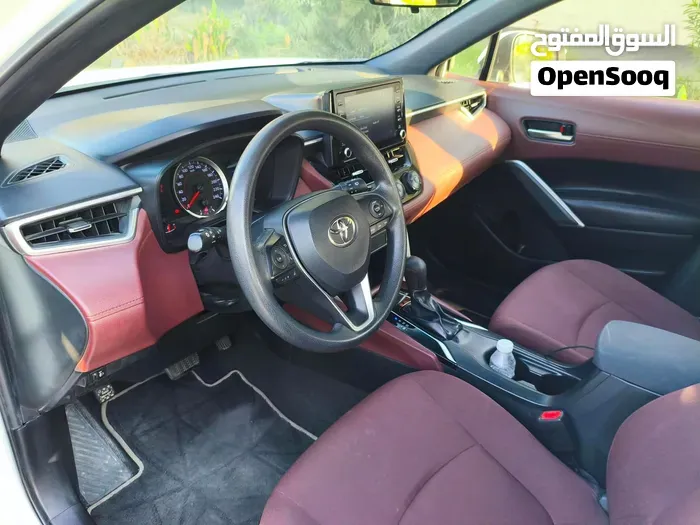 Toyota Corolla Cross 2023 photo 2