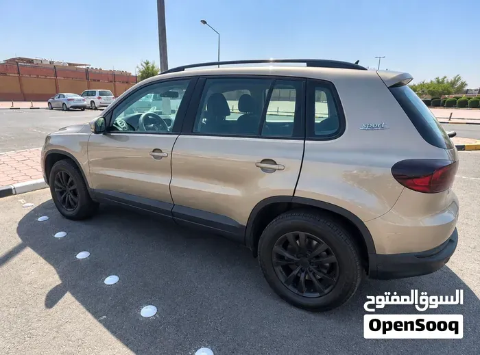 Volkswagen Tiguan 2012 photo 5