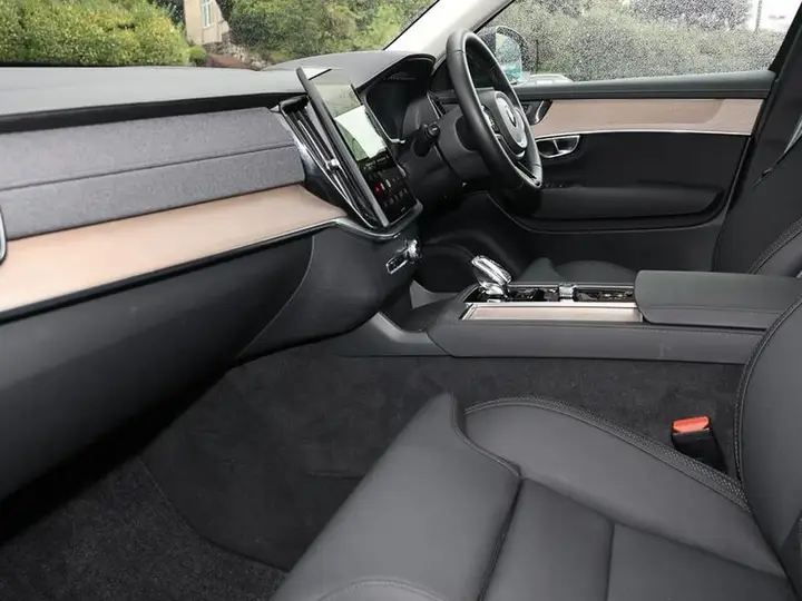 Volvo Xc90 2025 photo 4