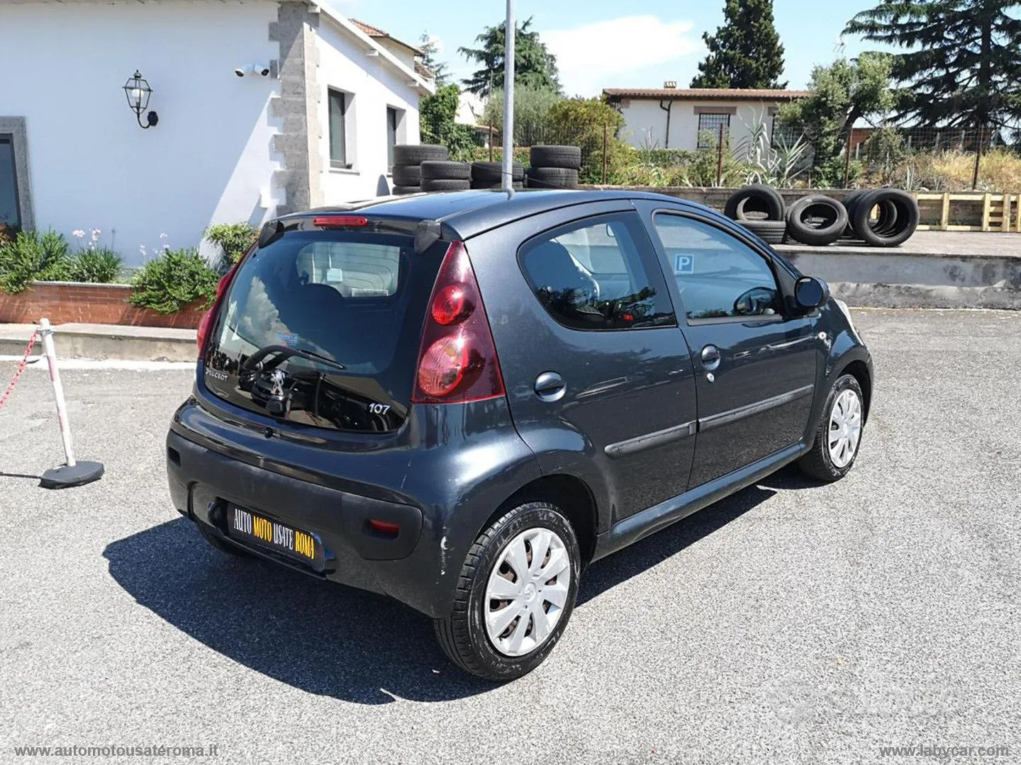 Peugeot 107 2012 photo 2