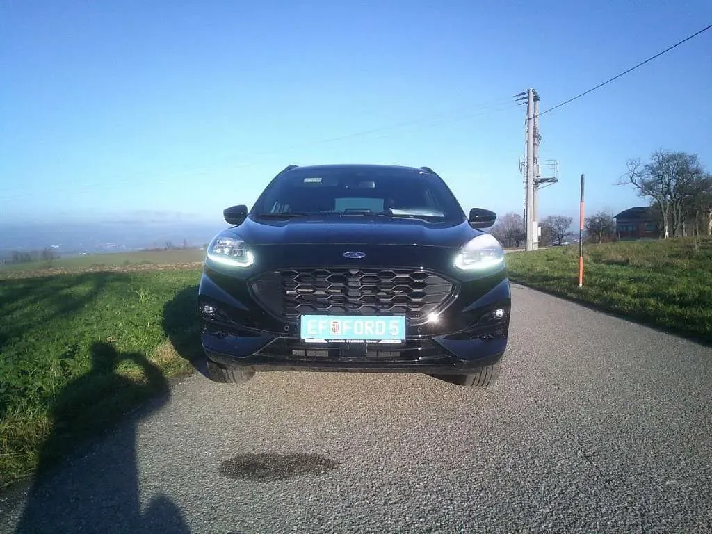 Ford Kuga 2023 photo 3