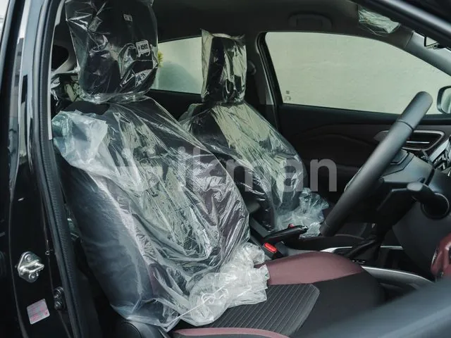 Suzuki Fronx 2026 photo 4