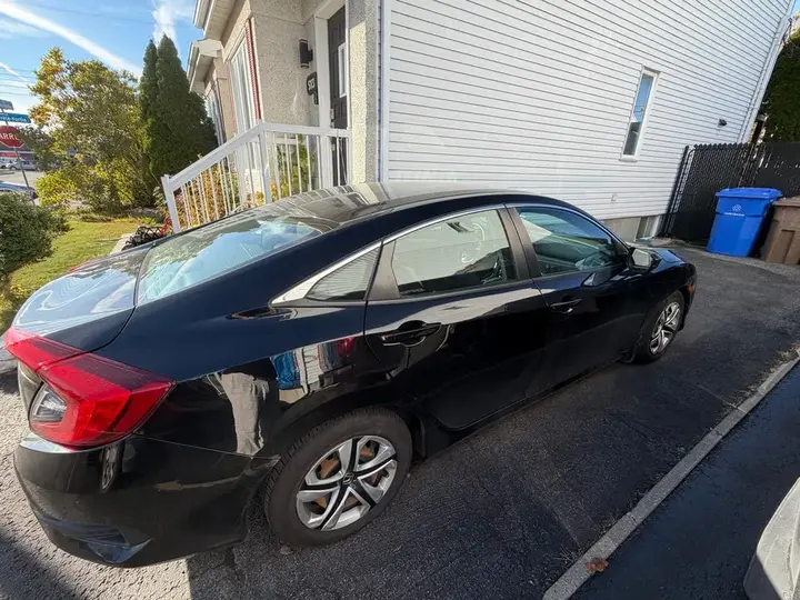 Honda Civic 2017 photo 5
