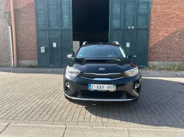 Kia Stonic 2021 photo 2