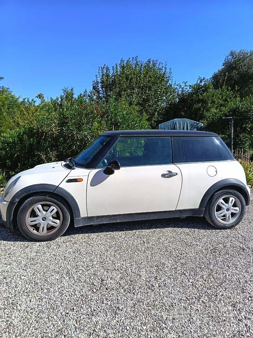 Mini Mini One 2004 photo 2