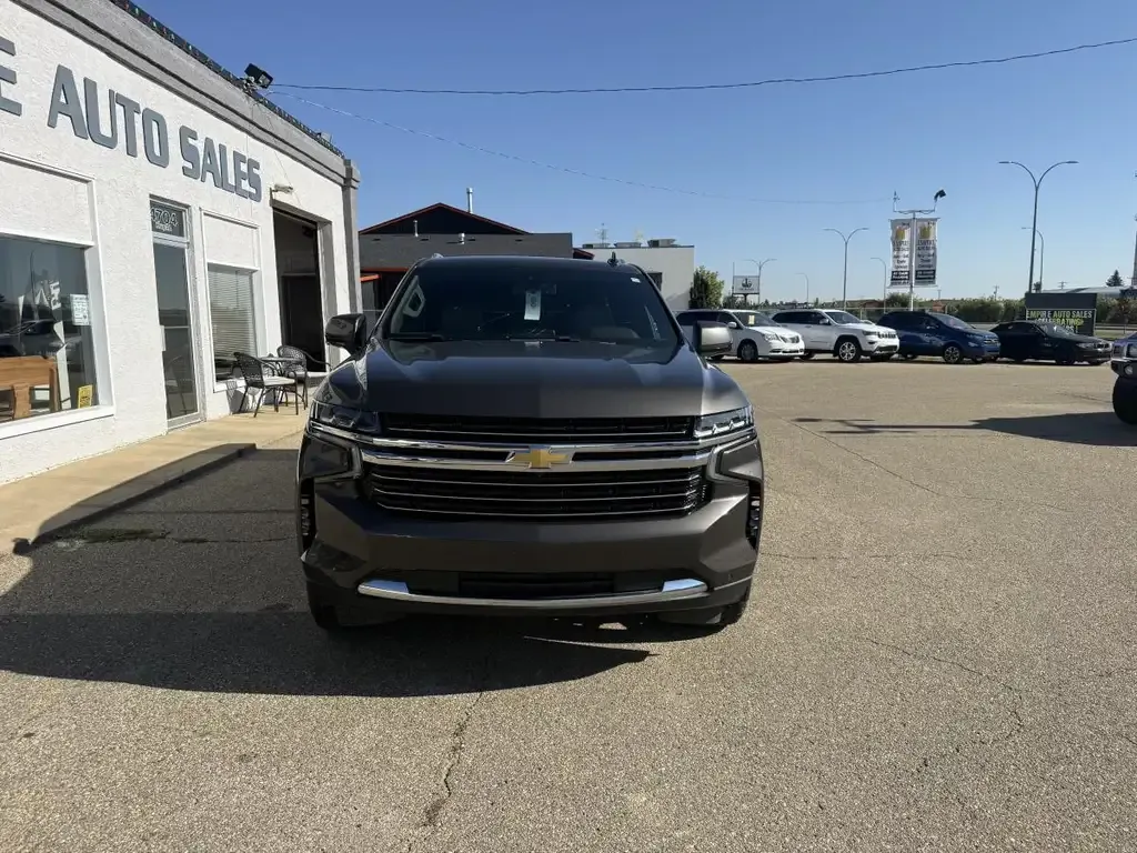 Chevrolet Suburban 2021 photo 2