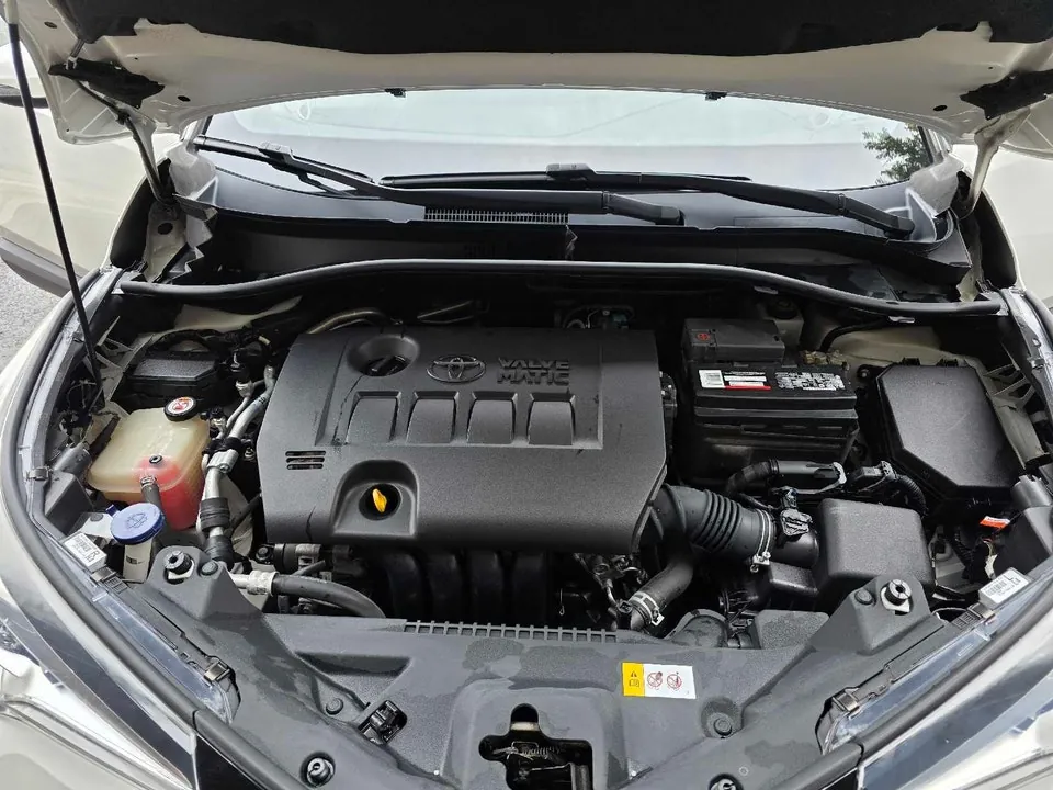 Toyota C-Hr 2018 photo 5