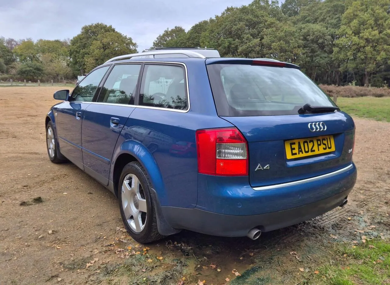 Audi A4 Avant 2002 photo 4