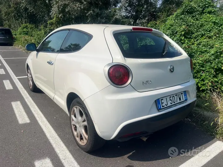 Alfa Romeo Mito 2011 photo 5